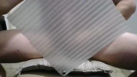 Snapshot of zobilov chatting on December 3, 2025, 7:23 pm zobilov online show from December 3, 2025, 7:23 pm