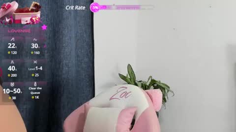 Snapshot of zoe69__ chatting on January 17, 2025, 3:23 am ZOE online show from January 17, 2025, 3:23 am