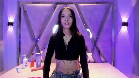 Snapshot of zoe_444_ chatting on June 25, 2026, 4:01 am Zoe online show from June 25, 2026, 4:01 am