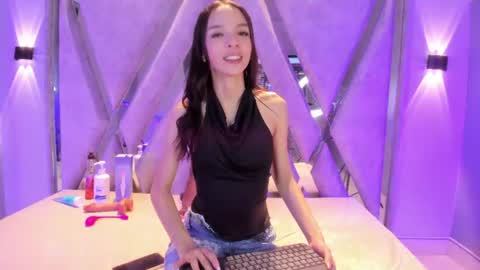 Snapshot of zoe_444_ chatting on June 26, 2026, 4:06 am Zoe online show from June 26, 2026, 4:06 am