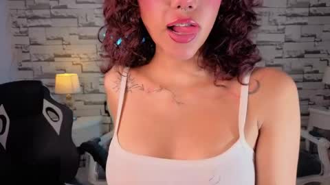 Snapshot of zoe_ch_ chatting on June 3, 2026, 3:09 am zoe_ch_ online show from June 3, 2026, 3:09 am