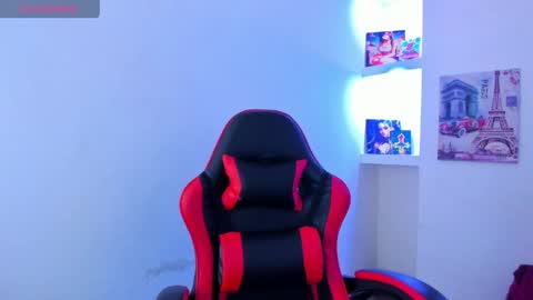 Z O E online show from April 11, 2026, 8:35 pm