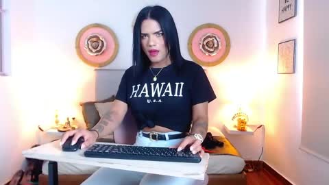 zoe_hecate online show from April 11, 2026, 5:28 pm