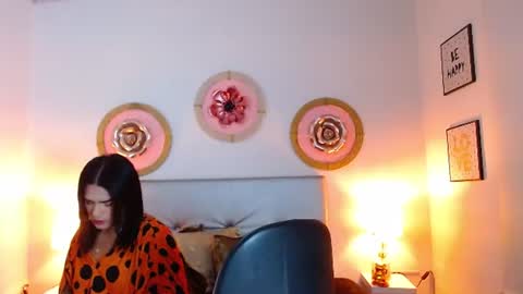 zoe_hecate online show from July 4, 2026, 10:10 am