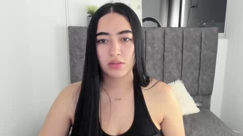 zoe_jones7 online show from September 17, 2025, 3:41 am