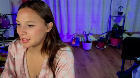 Snapshot of zoe_khall chatting on April 25, 2026, 4:04 am ZOE online show from April 25, 2026, 4:04 am