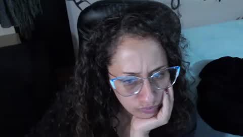 Zoe Koller online show from June 15, 2026, 10:12 pm