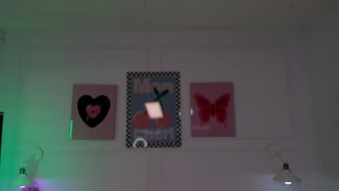 Snapshot of zoe_lynch_ chatting on February 20, 2026, 11:32 am Zoe Lynch online show from February 20, 2026, 11:32 am