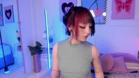 Snapshot of zoe_lynch_ chatting on July 16, 2026, 12:00 pm Zoe Lynch online show from July 16, 2026, 12:00 pm