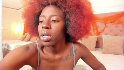 Zoe Novakk  online show from November 2, 2025, 4:42 pm