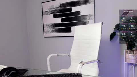 Zoe Olsen online show from February 9, 2025, 1:00 am