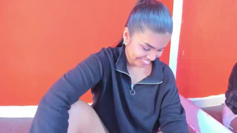 Zoe online show from February 10, 2025, 2:08 am