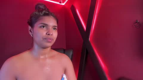 Zoe online show from March 4, 2025, 7:54 pm