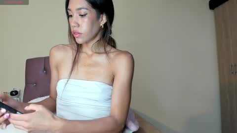 Zoe online show from April 2, 2026, 11:57 pm