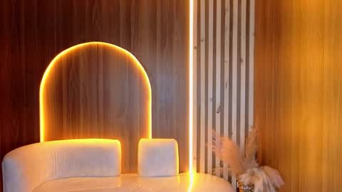 Zoe online show from February 13, 2026, 8:49 pm