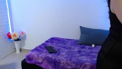 Snapshot of zoe_velvet chatting on March 1, 2025, 2:59 am Carolina online show from March 1, 2025, 2:59 am