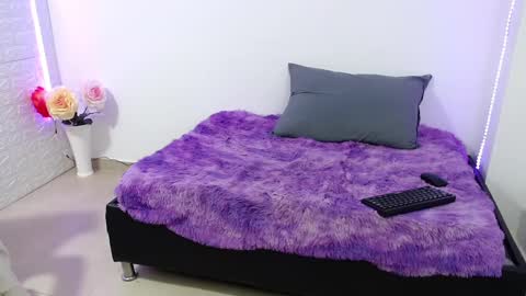 Snapshot of zoe_velvet chatting on March 5, 2025, 12:59 am Carolina online show from March 5, 2025, 12:59 am