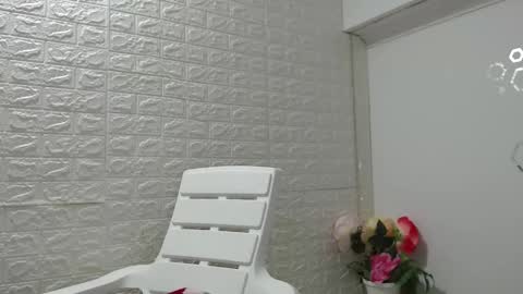 Snapshot of zoe_velvet chatting on September 21, 2025, 9:49 pm Carolina online show from September 21, 2025, 9:49 pm