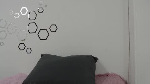 Snapshot of zoe_velvet chatting on September 22, 2025, 10:23 pm Carolina online show from September 22, 2025, 10:23 pm