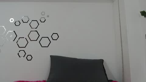 Snapshot of zoe_velvet chatting on November 7, 2025, 10:32 pm Carolina online show from November 7, 2025, 10:32 pm