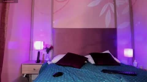 Snapshot of zoeblanc chatting on January 15, 2026, 11:37 am zoeblanc online show from January 15, 2026, 11:37 am