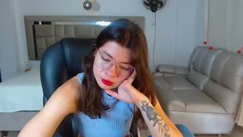 ZOE online show from April 14, 2026, 2:12 pm