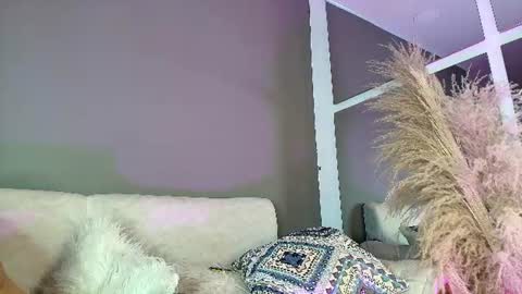 Snapshot of zoee_8 chatting on June 25, 2026, 4:22 pm ZOE online show from June 25, 2026, 4:22 pm