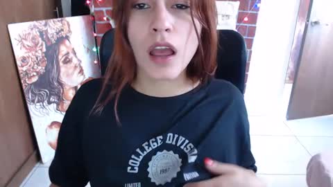 zoee__69 online show from December 13, 2024, 3:00 pm