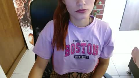 zoee__69 online show from March 6, 2025, 3:24 pm