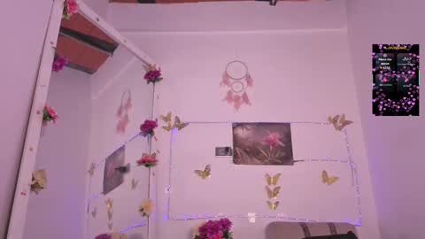 Catt online show from September 15, 2025, 11:27 pm