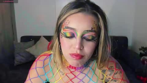  zoee jackson online show from November 9, 2025, 3:49 am