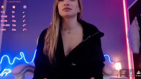 Snapshot of zoee_joness chatting on March 11, 2025, 6:43 am zoe online show from March 11, 2025, 6:43 am