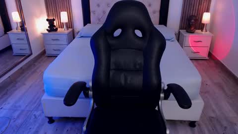 Snapshot of zoee_joness chatting on September 11, 2025, 4:12 am zoe online show from September 11, 2025, 4:12 am