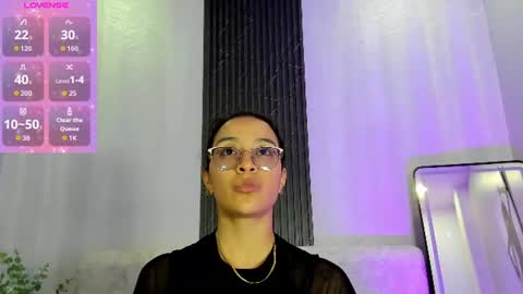 Snapshot of zoee_martins_ chatting on July 20, 2026, 5:26 pm Zoe 3 online show from July 20, 2026, 5:26 pm