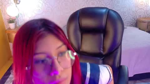 Snapshot of zoeecarter_ chatting on April 17, 2026, 11:46 am zoeecarter_ online show from April 17, 2026, 11:46 am