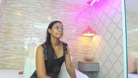 ZoeeSmitth online show from September 29, 2025, 11:48 am