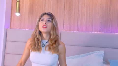 Zoe online show from April 5, 2026, 1:19 pm