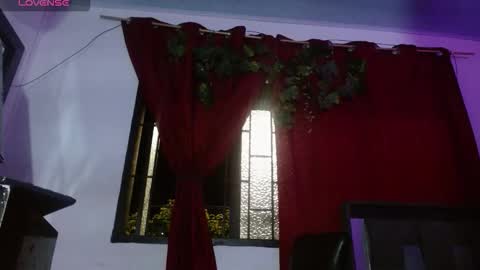 Snapshot of zoemi chatting on February 10, 2026, 4:05 am zoemi online show from February 10, 2026, 4:05 am