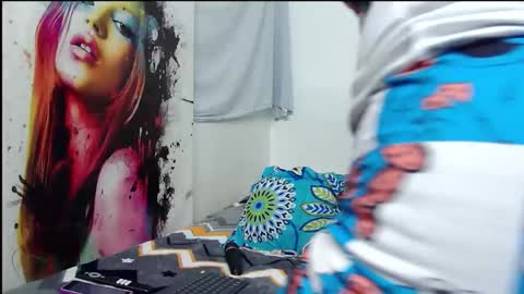 zoethorner online show from April 16, 2026, 12:17 pm