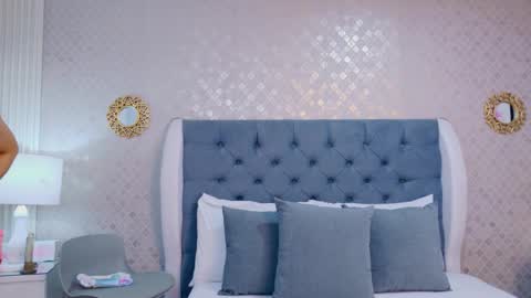 ZoeWilliis online show from May 28, 2026, 12:35 pm