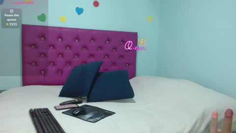 Zoey online show from July 3, 2026, 7:26 am