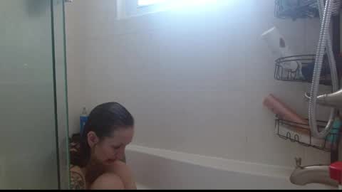 Zoey Portland online show from April 20, 2026, 8:43 pm