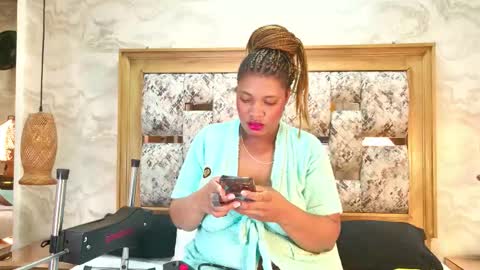 zoley  online show from February 24, 2026, 3:04 am