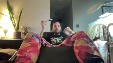 Snapshot of zorakload chatting on September 15, 2025, 10:43 pm Jesse online show from September 15, 2025, 10:43 pm