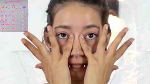 Violeta online show from November 13, 2025, 12:26 pm