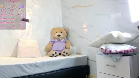 Violeta online show from December 18, 2025, 12:00 pm