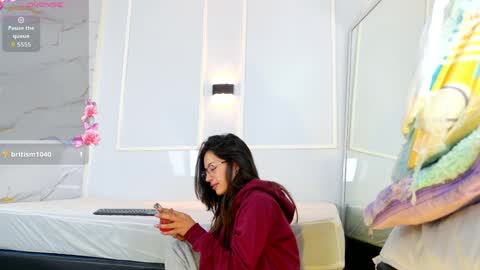 Snapshot of zorravioleta chatting on April 12, 2026, 11:59 am Violeta online show from April 12, 2026, 11:59 am