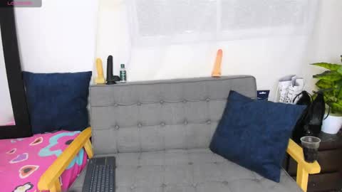 Snapshot of zou_quira chatting on November 24, 2025, 3:06 am zou_quira online show from November 24, 2025, 3:06 am