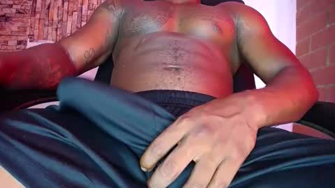 zousxxx online show from April 28, 2026, 3:50 pm