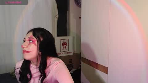 cintya kors online show from October 24, 2025, 10:39 pm